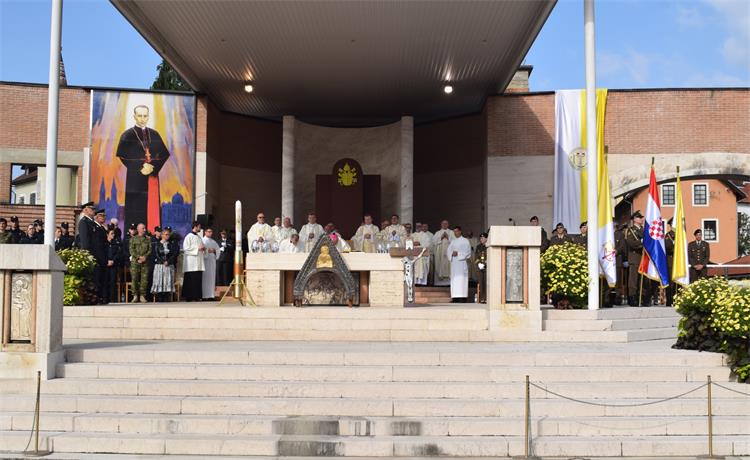 Slika /slike/Vijesti/N-vojno hodočašće 2023 70-E (6).JPG